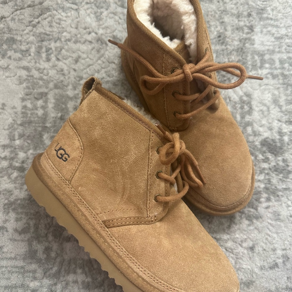 UGG women Tan Boots